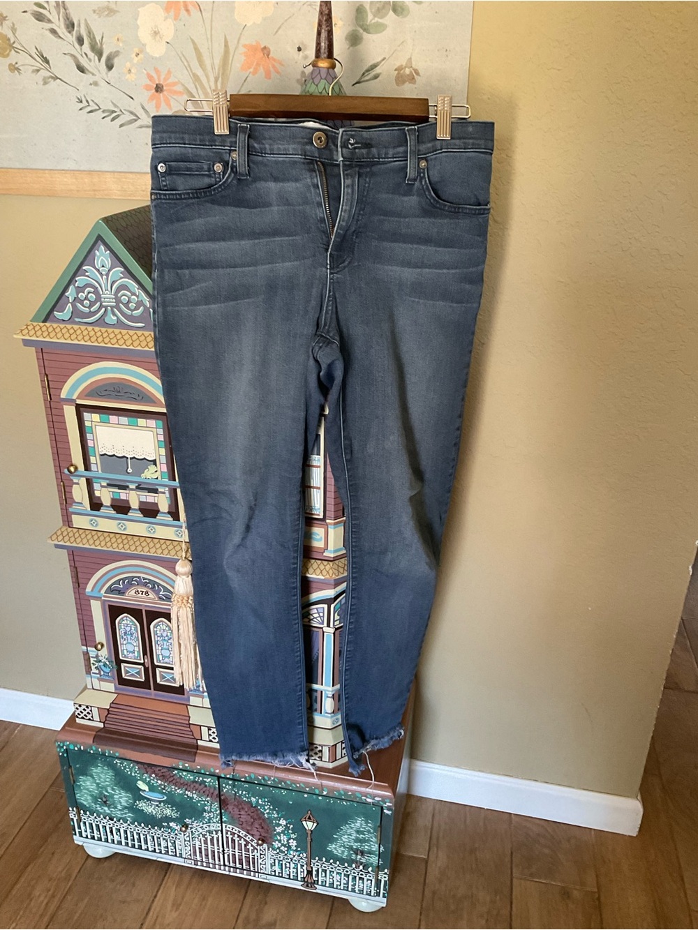 Pistola Skinny Jeans with Frayed Hem